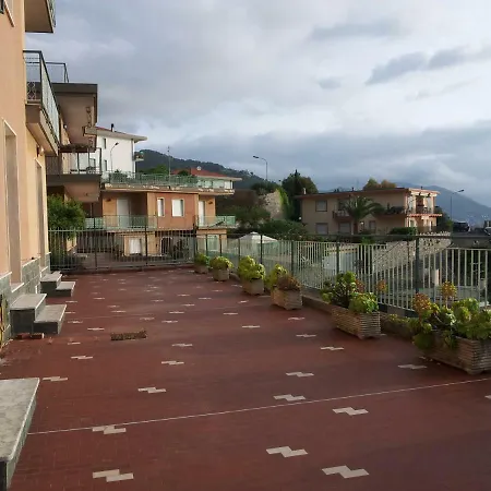 63 Via Castello Romano * Laigueglia